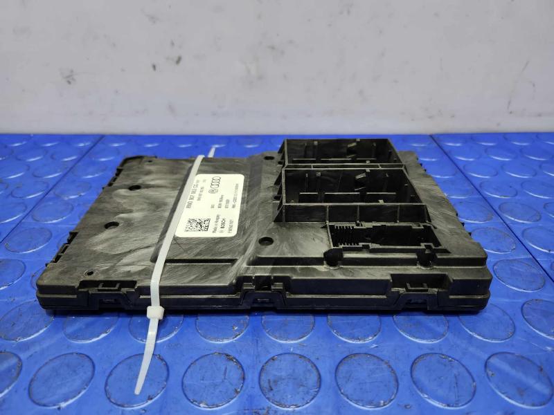 2017-2020 Audi Q7 Body Control Module BCM Genuine OEM 8W1907063CG