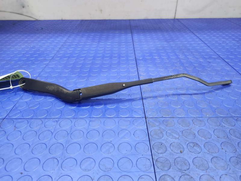 2010 Dodge Ram 1500 Wiper Arm