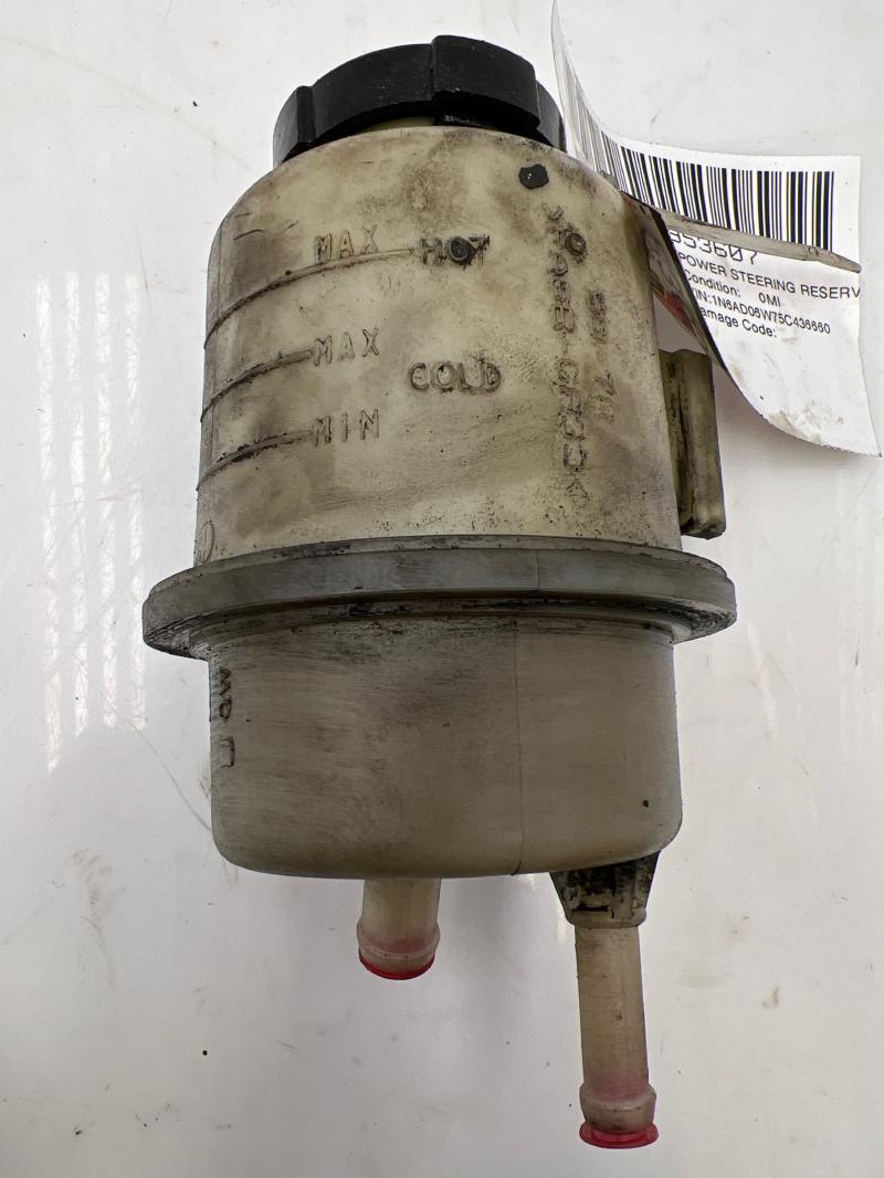 2005 - 2019 Nissan Frontier Power Steering Fluid Reservoir OEM 49180EA000