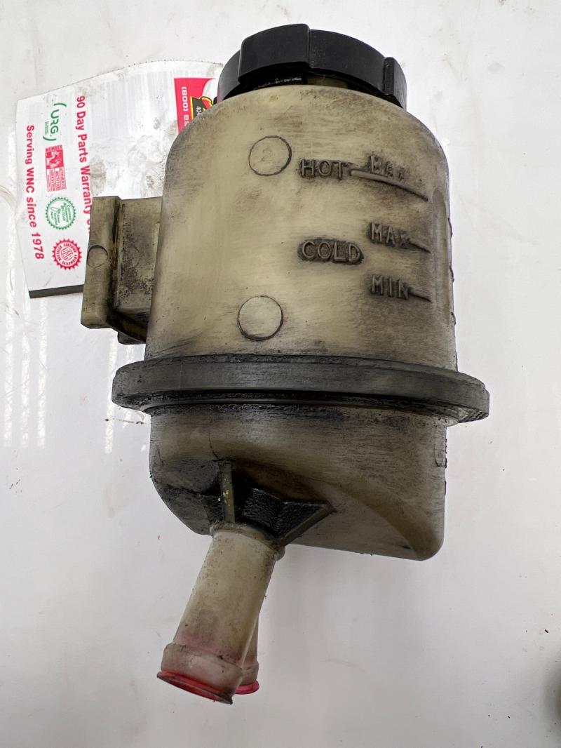 2005 - 2019 Nissan Frontier Power Steering Fluid Reservoir OEM 49180EA000
