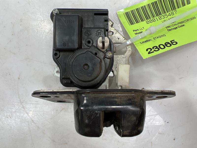 2012 - 2015 Jeep Patriot Liftgate Deck-Lid Latch OEM 4589181AF