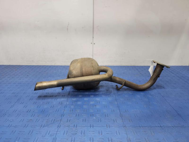 2013 Toyota Yaris Muffler