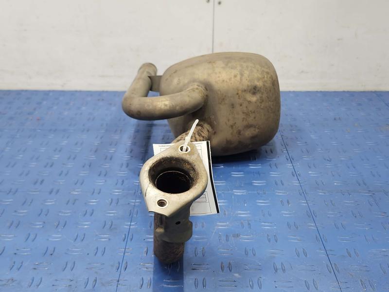 2013 Toyota Yaris Muffler