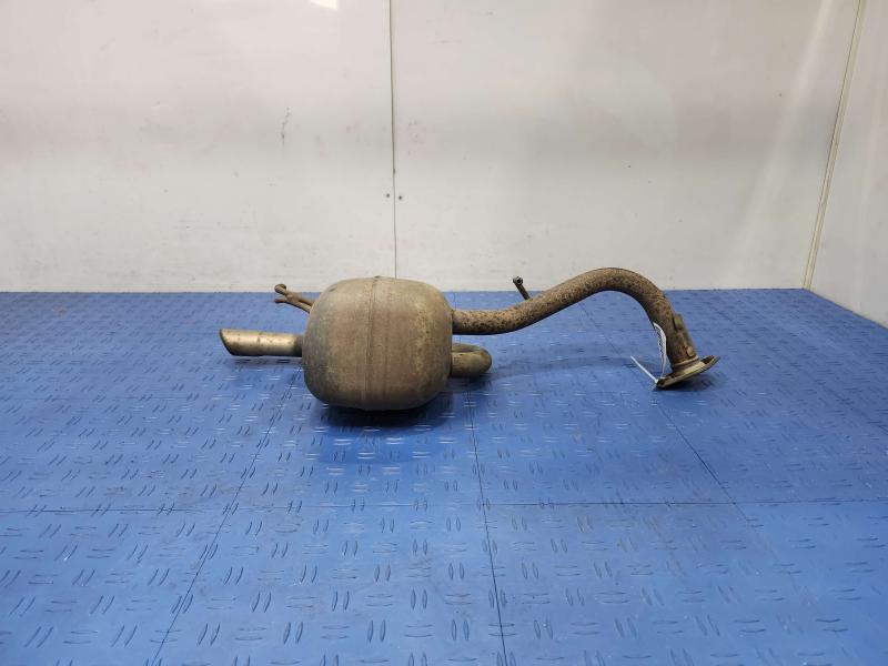 2013 Toyota Yaris Muffler