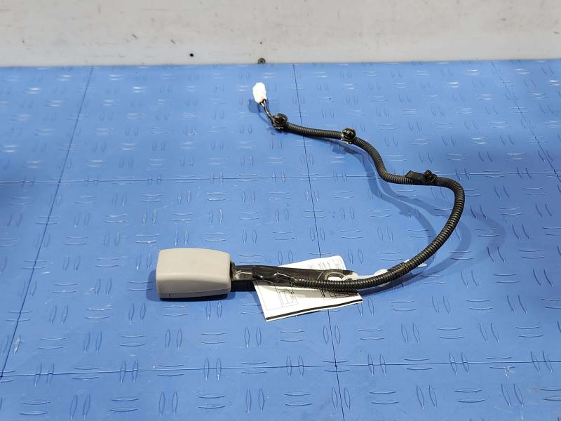 2017 Toyota Corolla Front Seat Belt