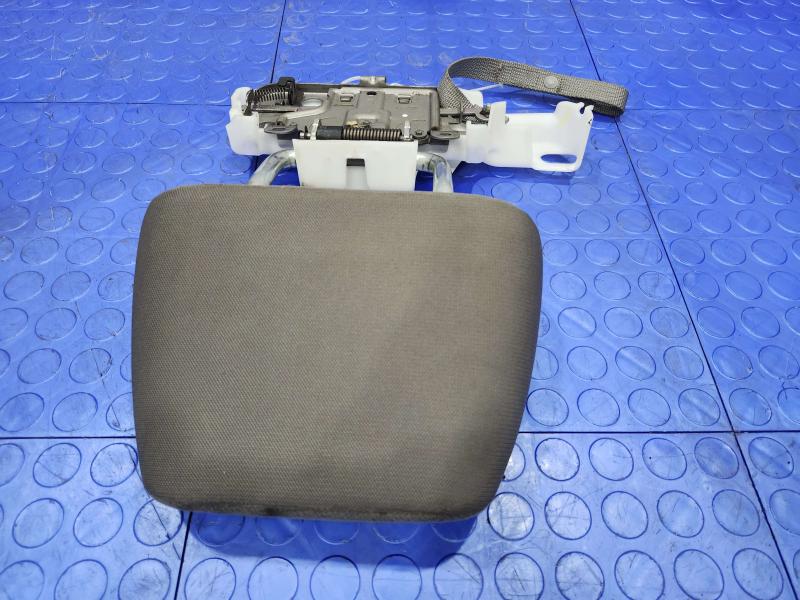 2013 Honda CR-V Headrest