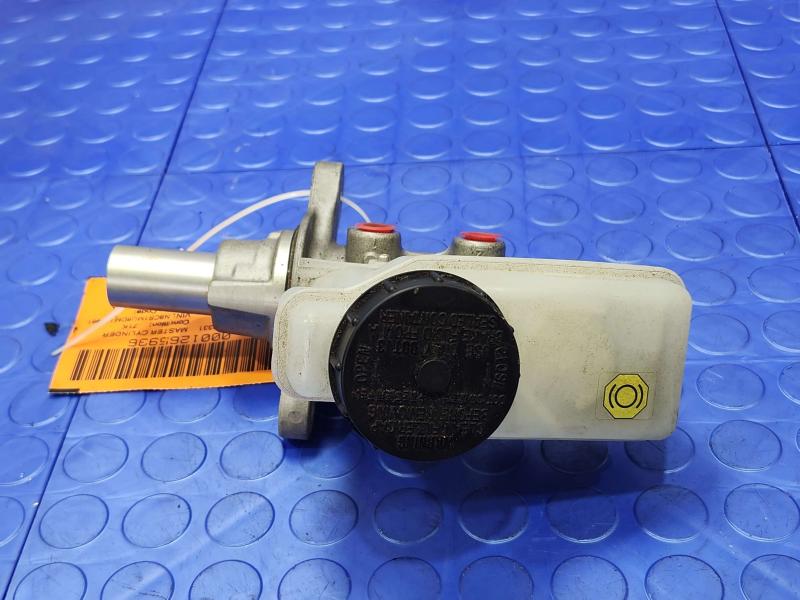 2009-2013 Infiniti FX35 FX37 FX50 OEM Brake Master Cylinder Assembly D6010JK01A