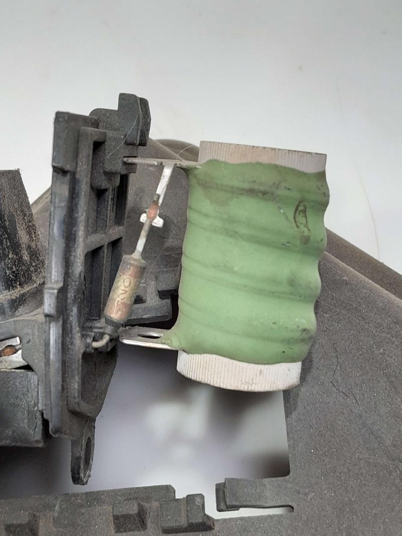 2011 Jeep Grand Cherokee Electric Cooling Motor