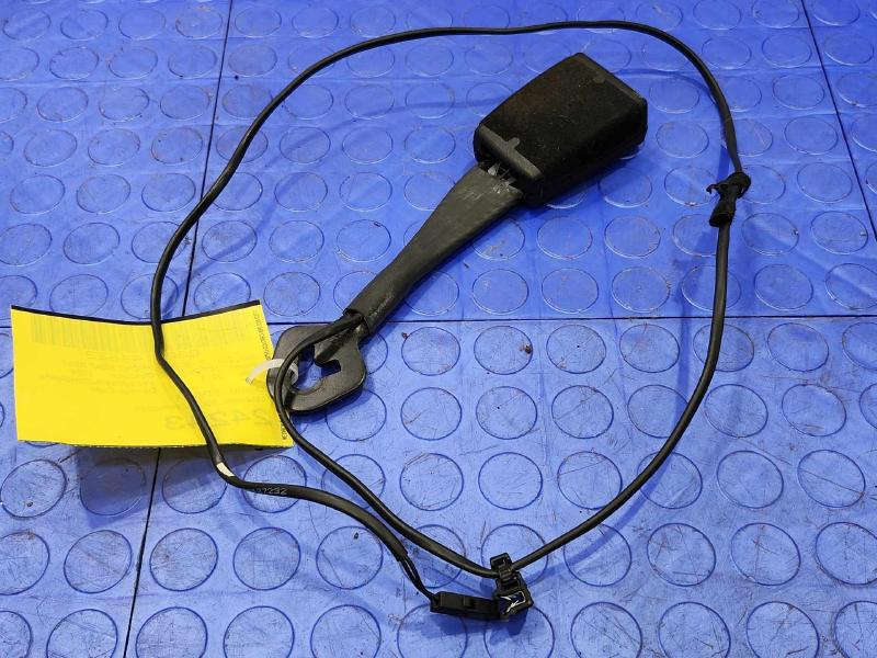 2013 Volkswagen Jetta Front Seat Belt