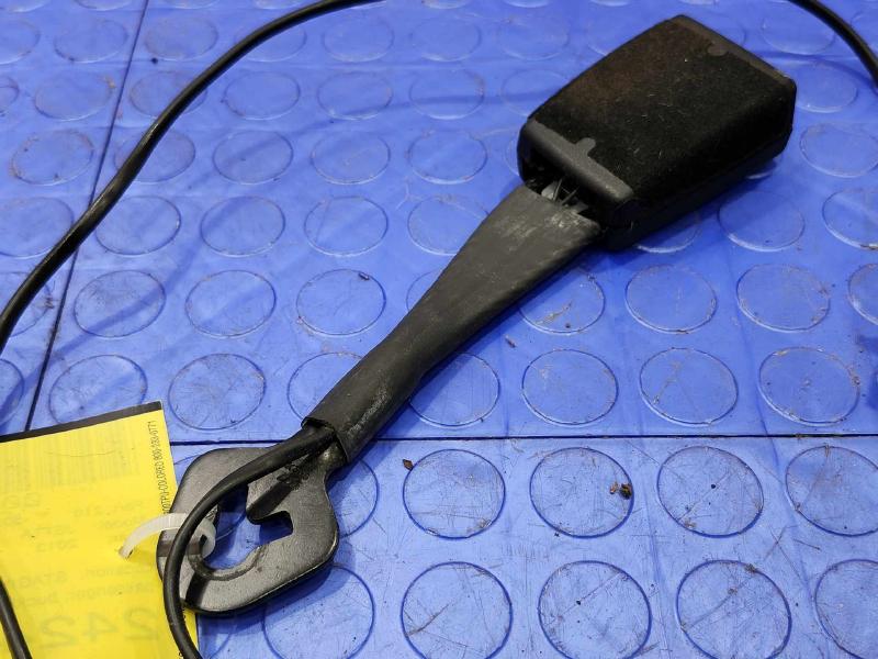 2013 Volkswagen Jetta Front Seat Belt
