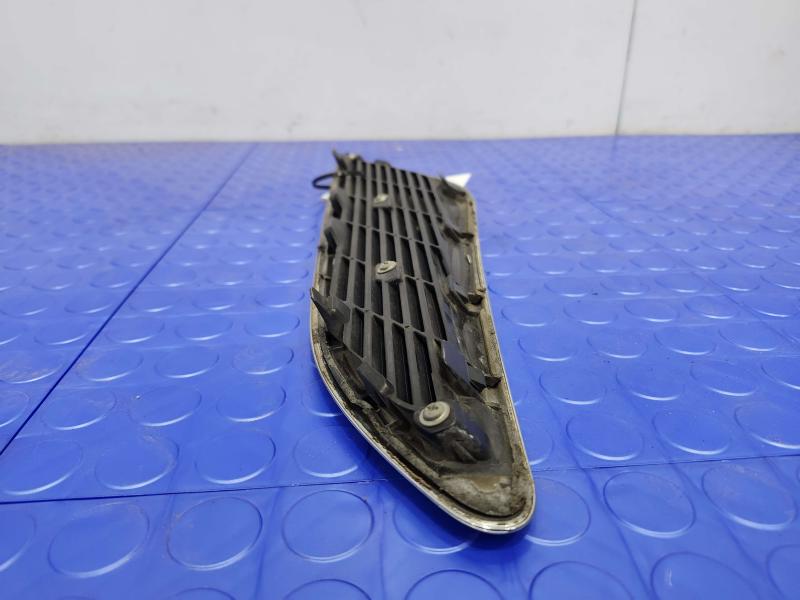 2011 Infiniti QX56 Fender Moulding
