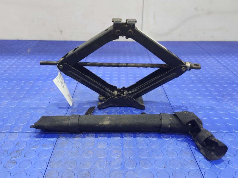 2010 Dodge Ram 1500 Jack Assembly