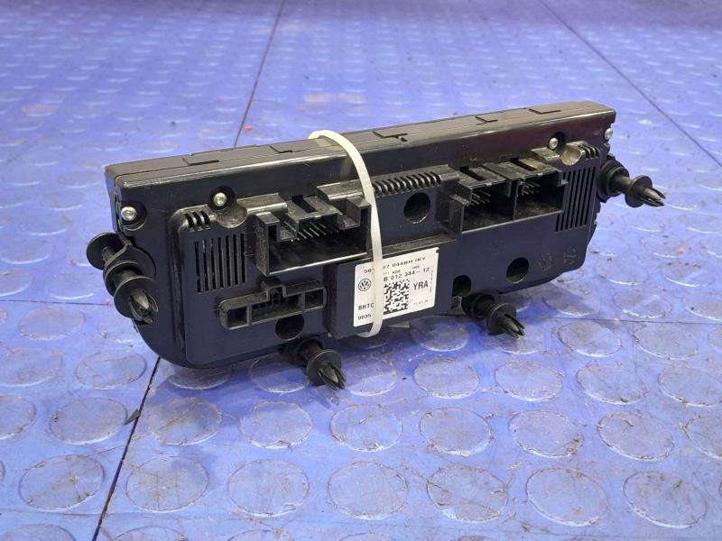 2020 Volkswagen Passat Heater A/C Control