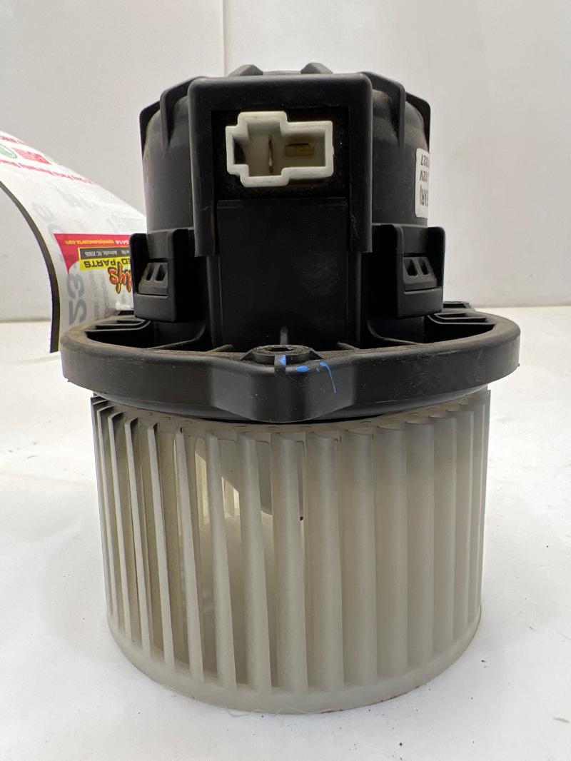 2011 - 2020 Kia Sorento Rear Heater AC Blower Motor OEM 979452W000