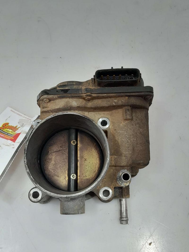 2005 Toyota Tacoma Throttle Body/Valve Assy