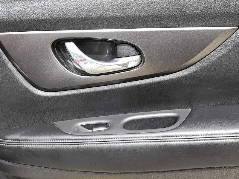 2015 Nissan Rogue Rear Door Trim Panel