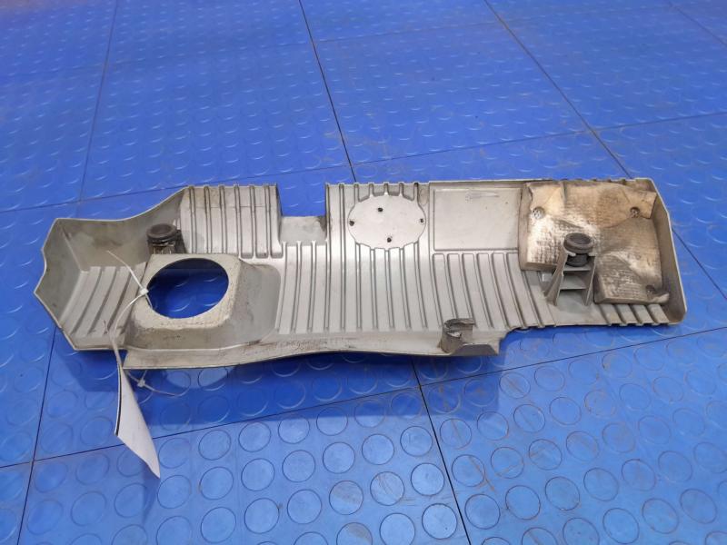 2010-2015 Toyota Prius 1.8L Engine Cover Garnish Genuine OEM Part 1121237090