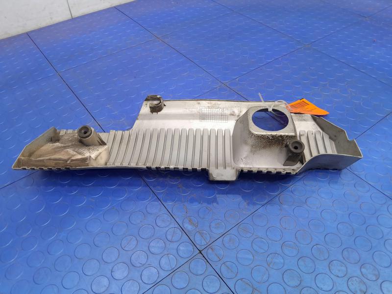 2010-2015 Toyota Prius 1.8L Engine Cover Garnish Genuine OEM Part 1121237090