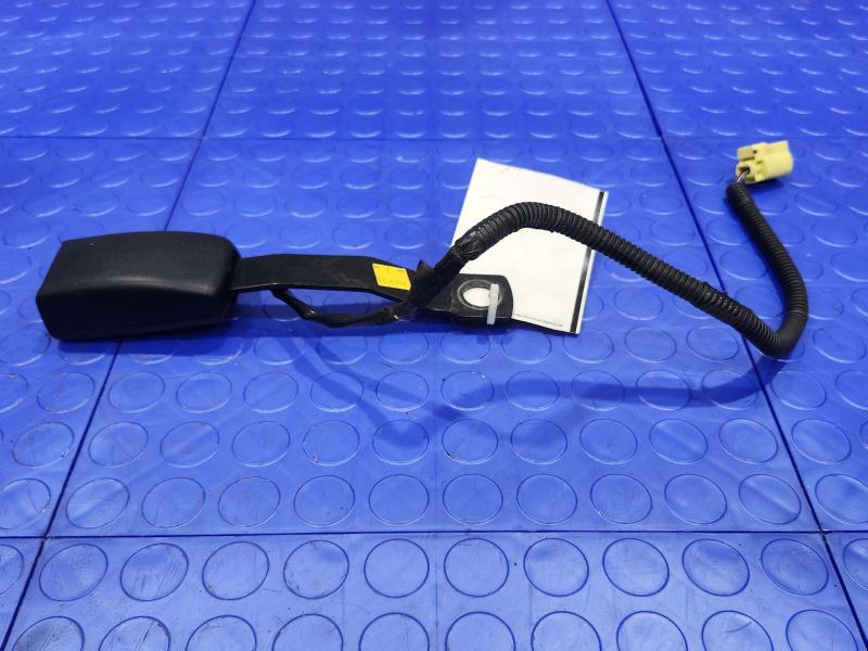2012 Subaru Legacy Front Seat Belt