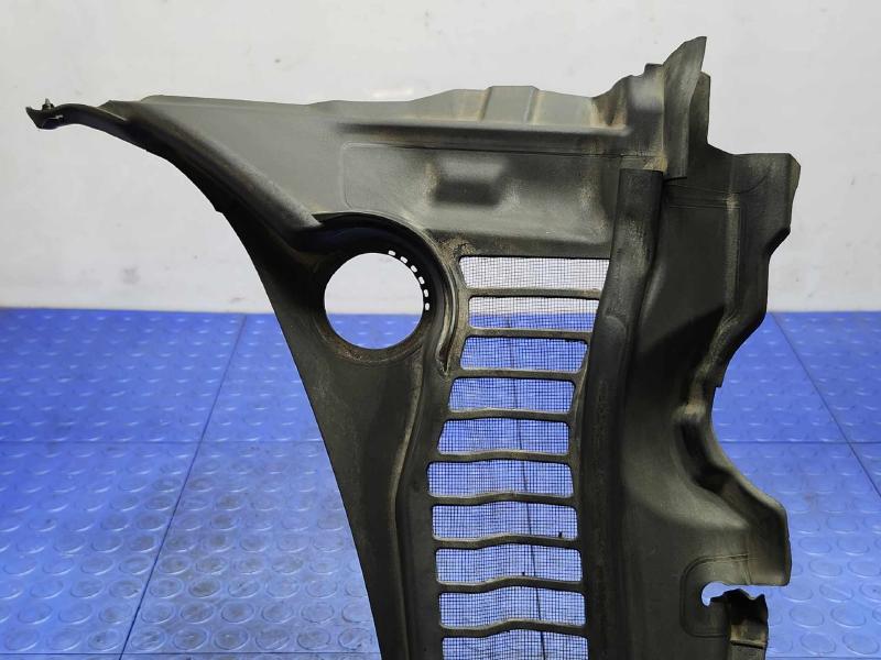2013-2020 Ford Fusion Cowl Panel Top Air Inlet Grille Genuine OEM DS7Z5402012A