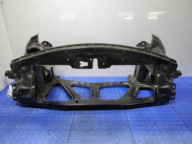 2003 BMW Z4 Radiator Support