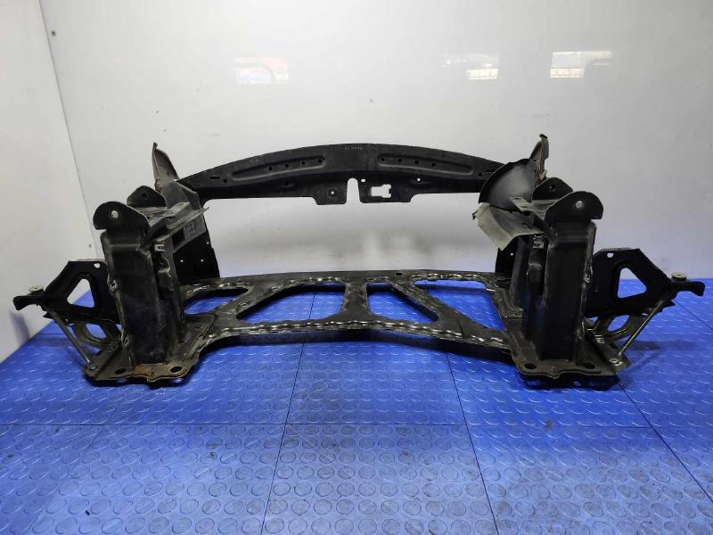 2003 BMW Z4 Radiator Support