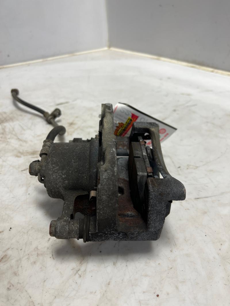 2006 - 2011 Toyota Yaris Front Caliper RH Passenger Side OEM 4773052191