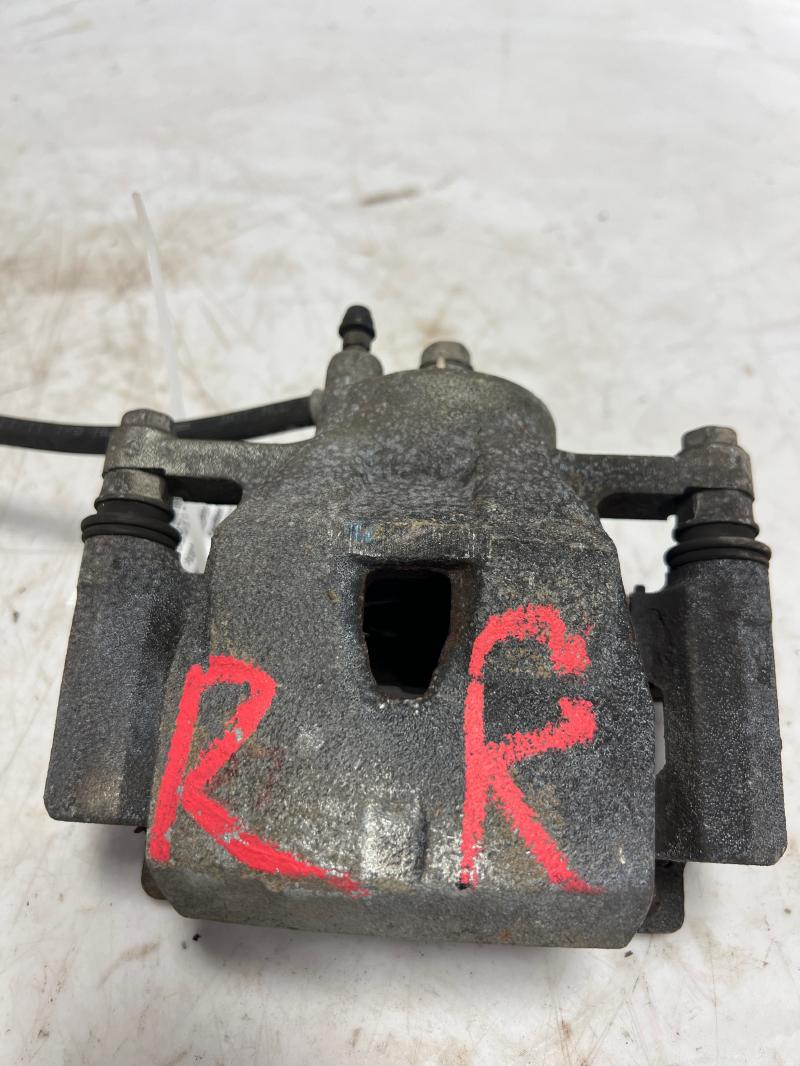 2006 - 2011 Toyota Yaris Front Caliper RH Passenger Side OEM 4773052191