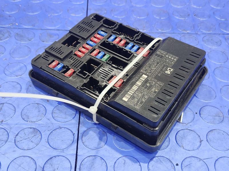 2018 Nissan Maxima Engine Fuse Box