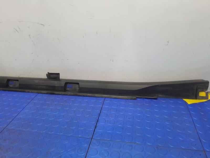 2014 Subaru Forester Rocker Moulding