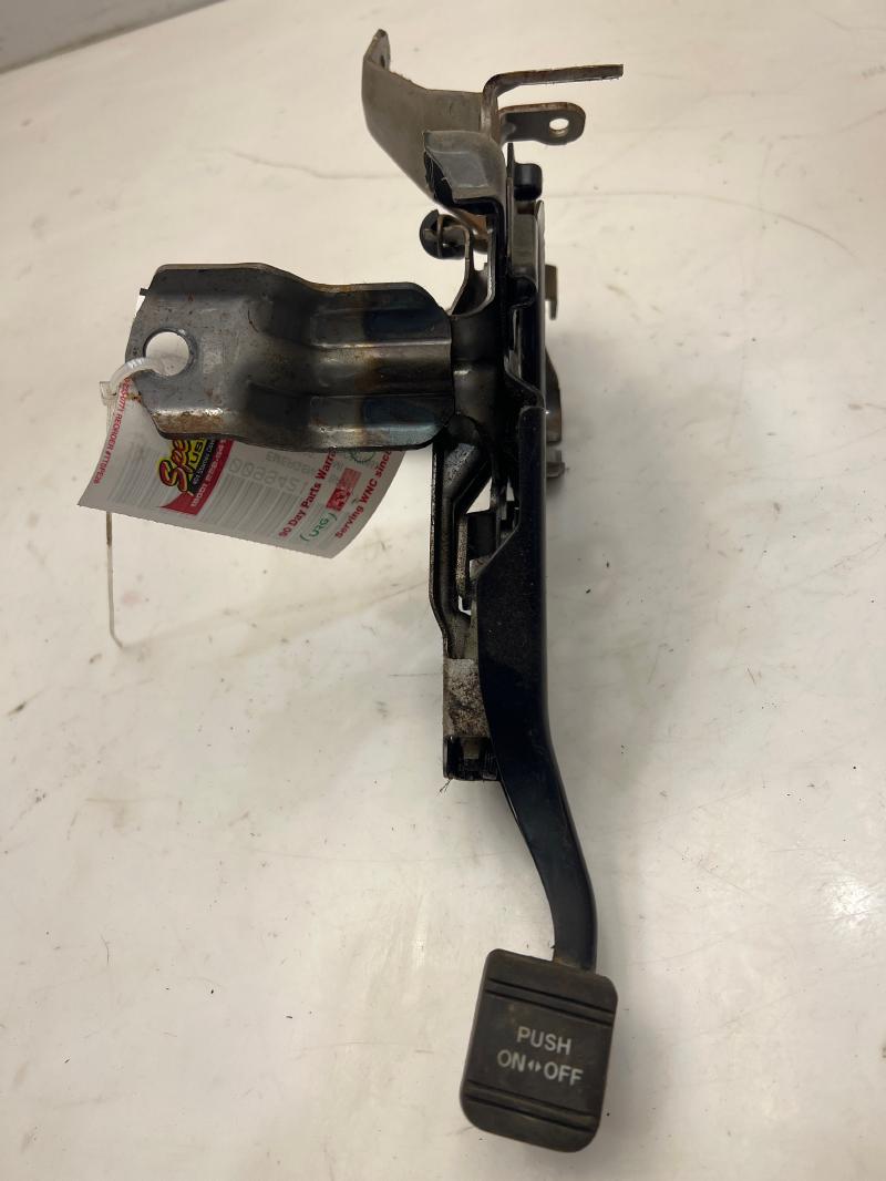 2010 - 2015 Toyota Prius Parking Brake Lever Pedal Assembly OEM 46200-47070