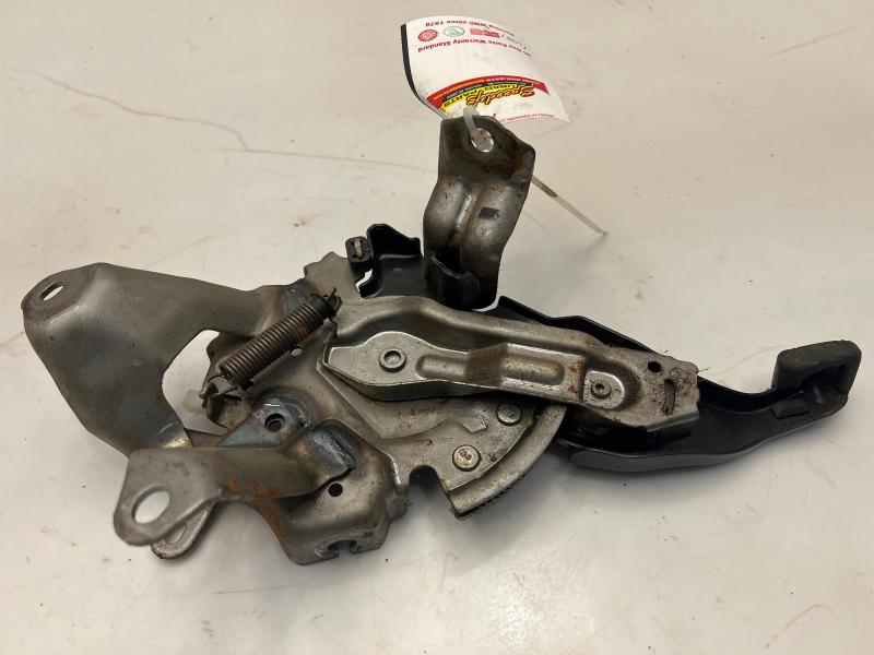 2010 - 2015 Toyota Prius Parking Brake Lever Pedal Assembly OEM 46200-47070