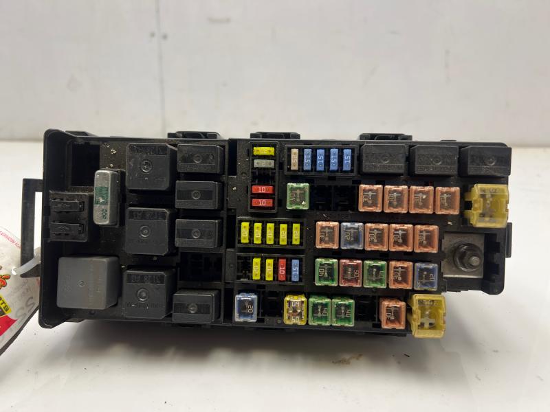 2004 2005 Lincoln Aviator Engine Bay Fuse Box Assembly OEM 5C5Z14398BA