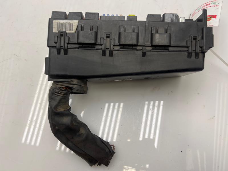 2004 2005 Lincoln Aviator Engine Bay Fuse Box Assembly OEM 5C5Z14398BA