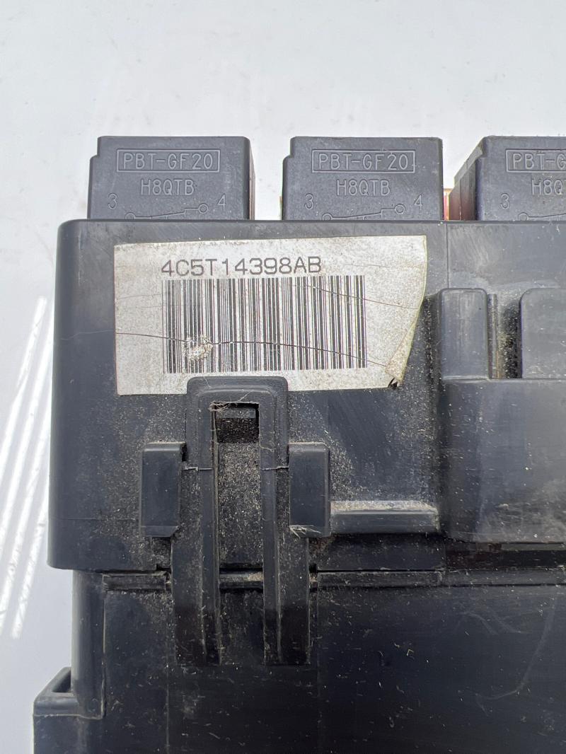 2004 2005 Lincoln Aviator Engine Bay Fuse Box Assembly OEM 5C5Z14398BA