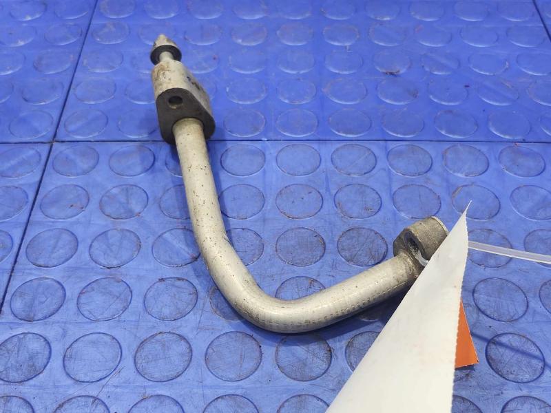 2013 Ford F-350 Super Duty Air Conditioner Hose