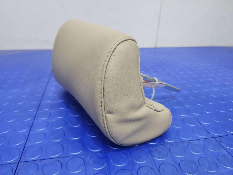 2005 Lexus RX 330 Headrest