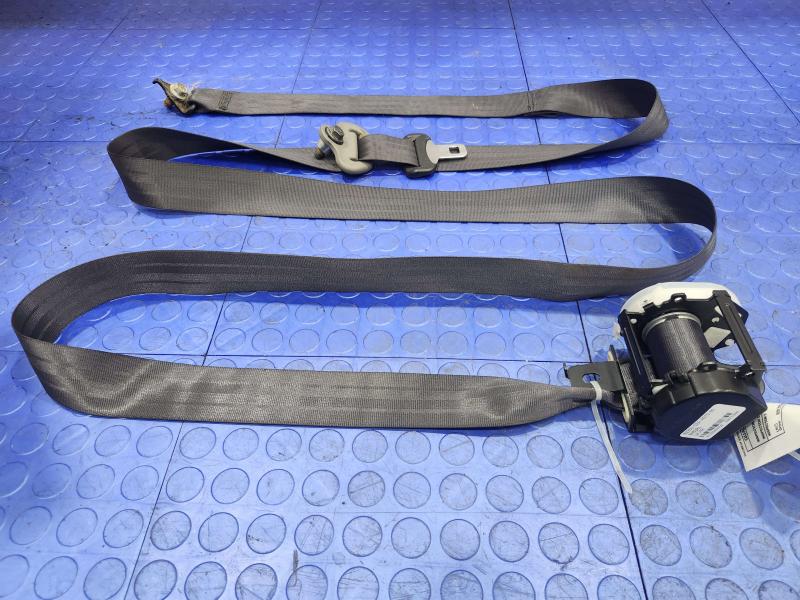 2011 Honda Pilot Rear Seat Belt
