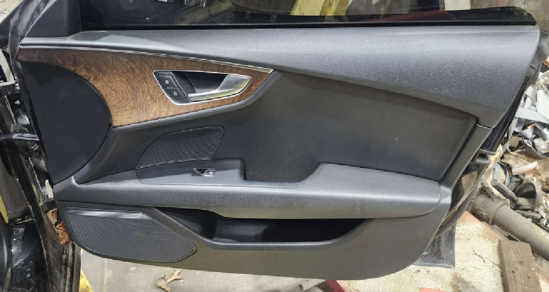 2014 Audi A7 Front Door Trim Panel