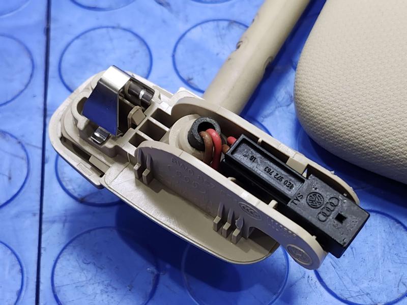 2018 Audi A4 Sun Visor