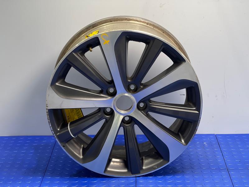 2017 Subaru Legacy Wheel