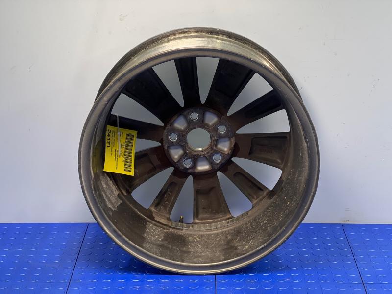 2017 Subaru Legacy Wheel