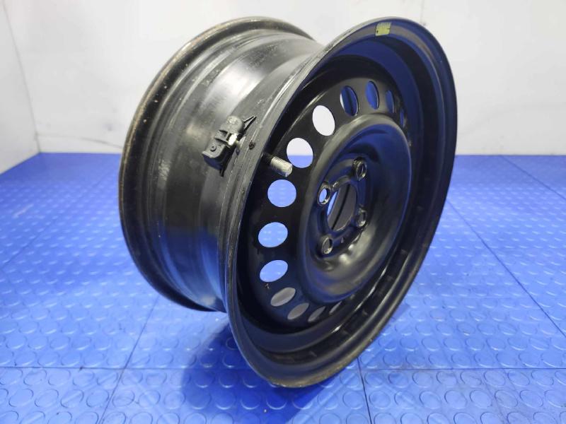 2020 Nissan Versa Wheel