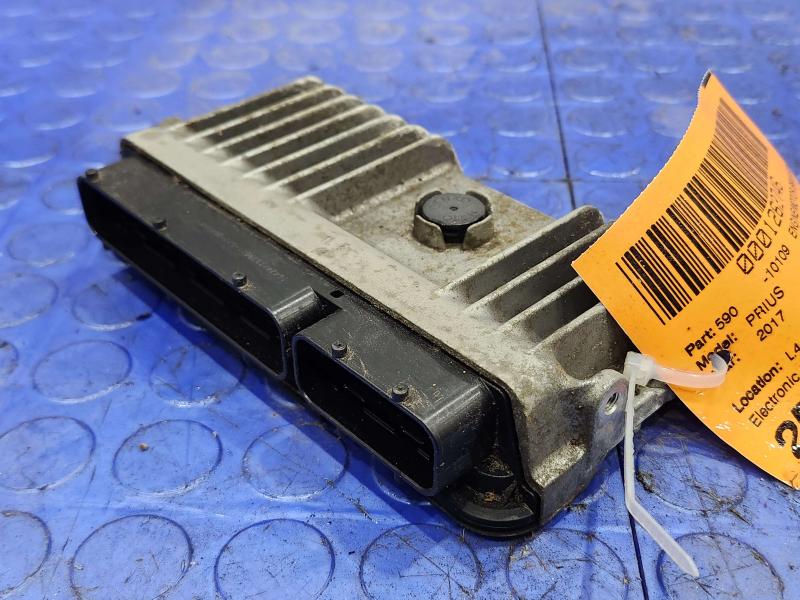 2017-2018 Toyota Prius 1.8L Electronic Control Module ECU ECM OEM 89661-47642