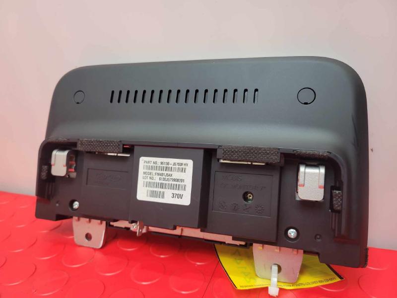 2018-2021 Kia Stinger 7' Dash Display Screen Monitor Genuine OEM 96130J5700FHV
