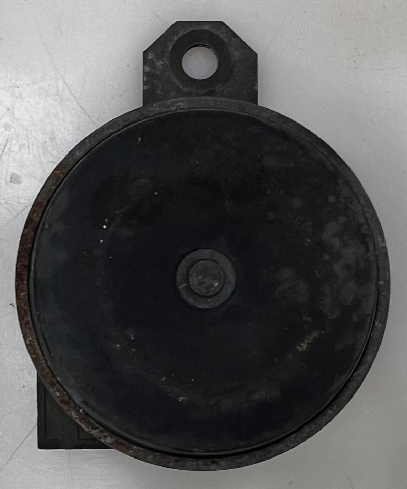 2001 Isuzu Trooper Horn