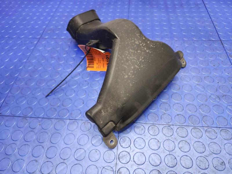 2008-2013 Toyota Highlander Engine Air Cleaner Inlet Duct OEM 17752-0P090