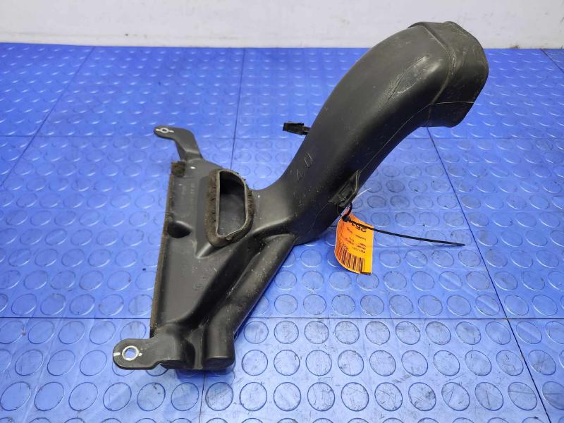 2008-2013 Toyota Highlander Engine Air Cleaner Inlet Duct OEM 17752-0P090