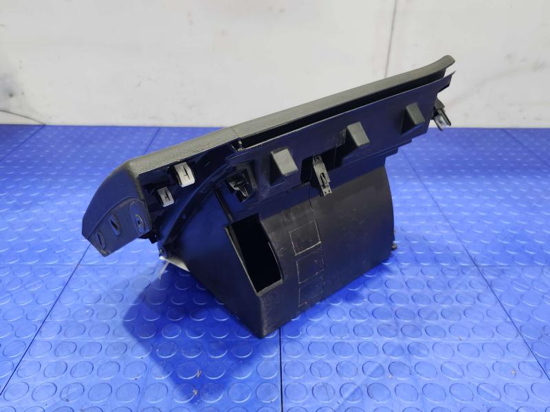 2020 Jeep Renegade Glove Box