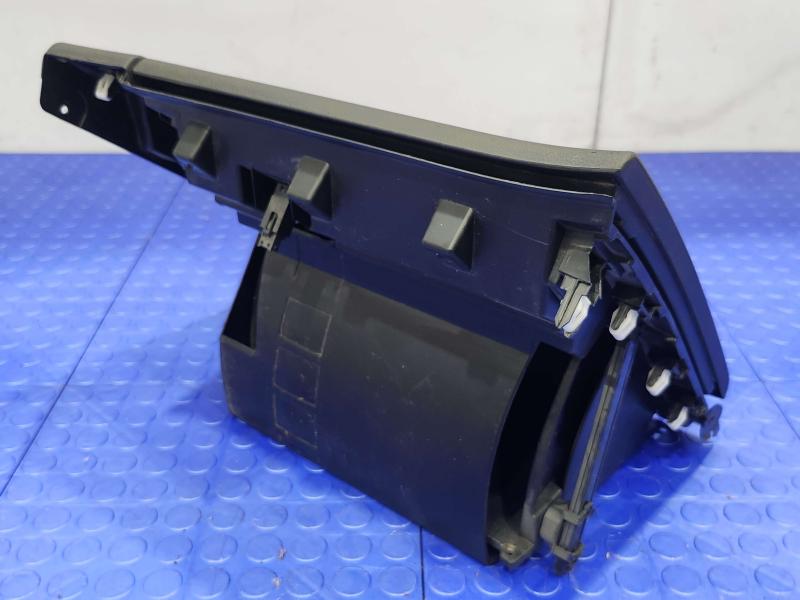 2020 Jeep Renegade Glove Box